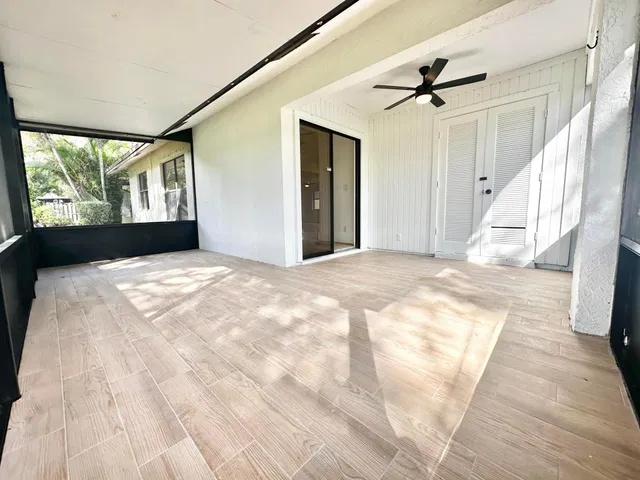 Residence photo 29