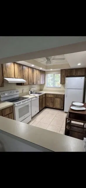  Unit 104 photo 5