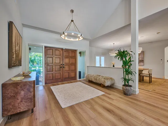  Residence photo 18