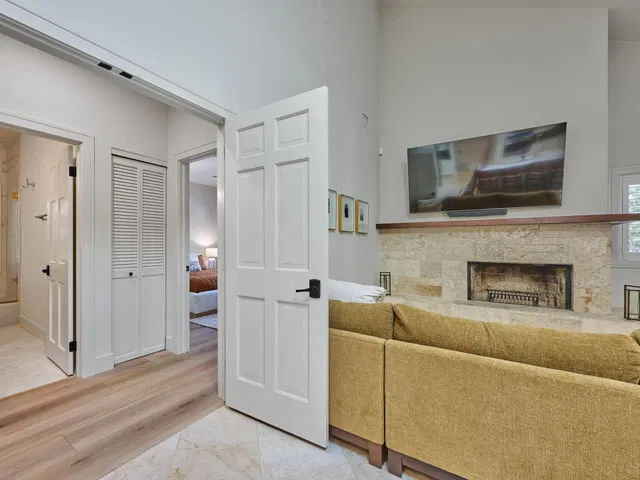  Residence photo 65