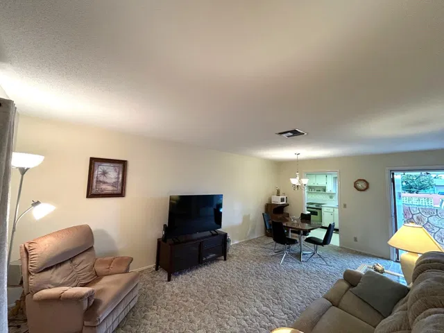  Unit F photo 6