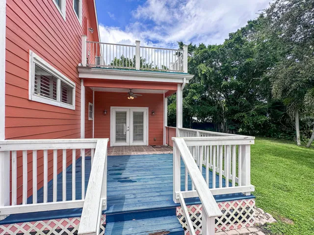 Residence photo 31