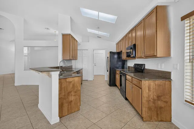  Residence photo 27