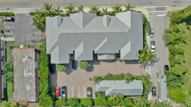  Unit 4 photo 39