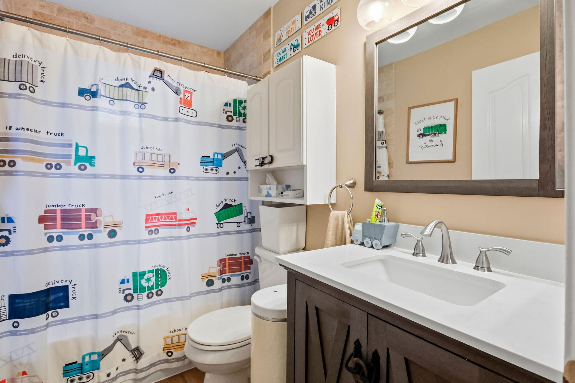  Residence photo 24