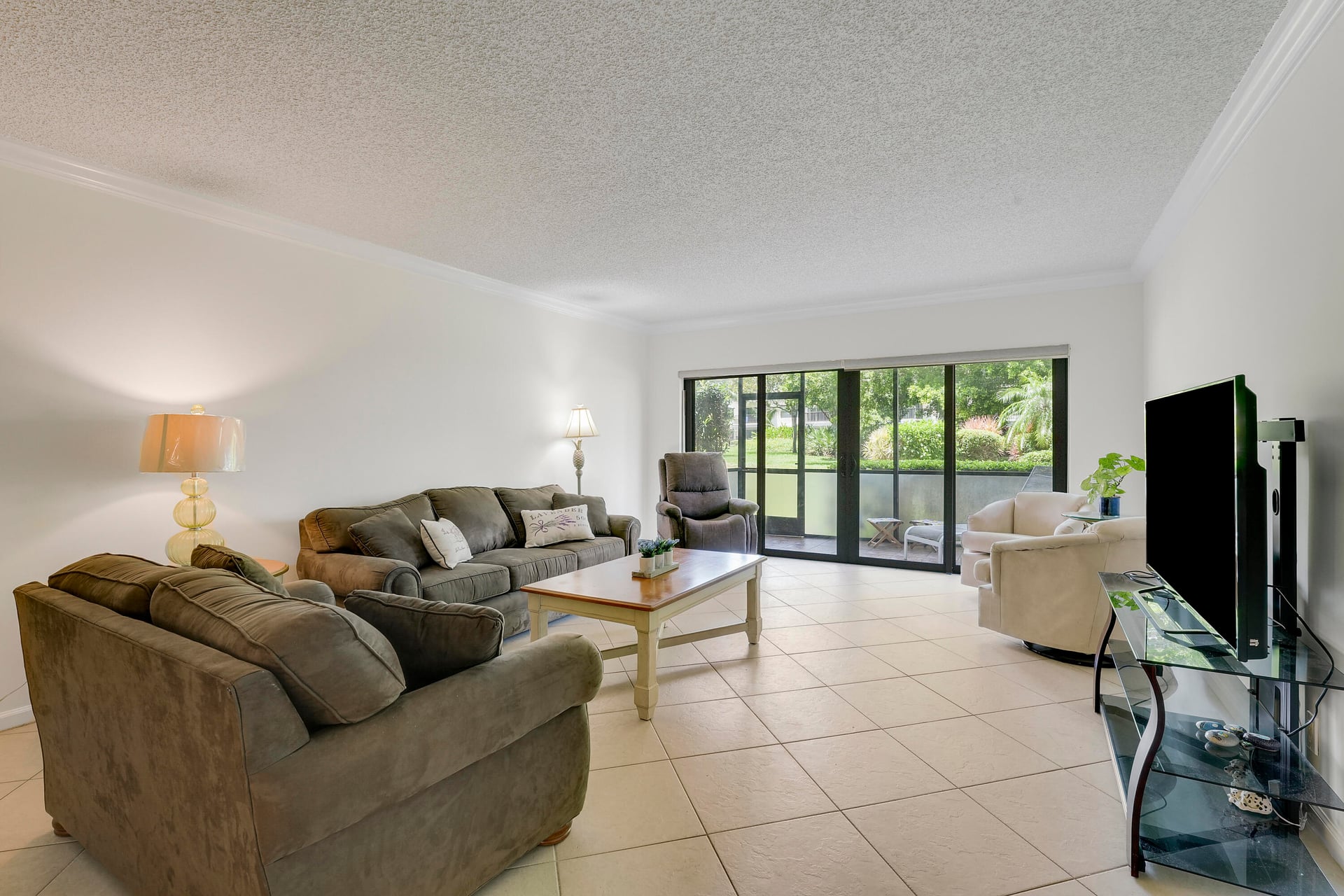  Unit 105J photo 16