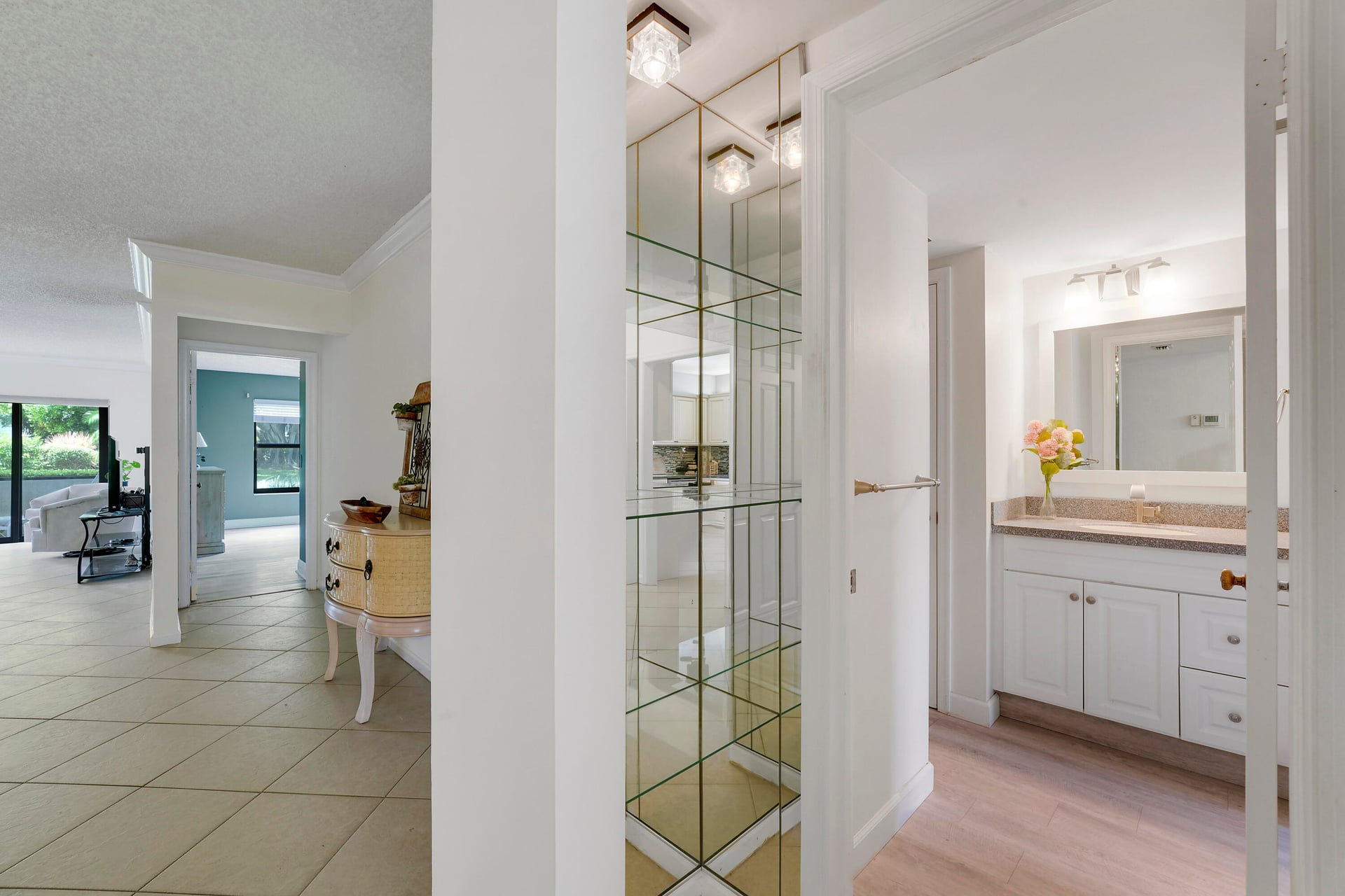  Unit 105J photo 18