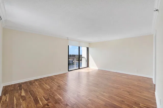  Unit 1143 photo 27