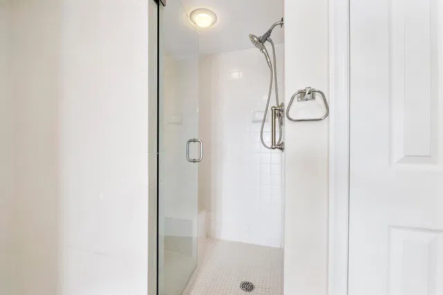  Unit 1143 photo 30