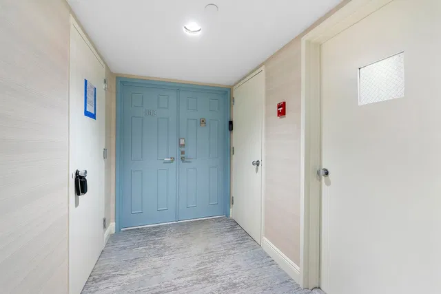  Unit 1143 photo 56