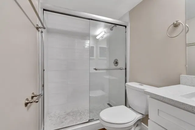  Unit 26 photo 9