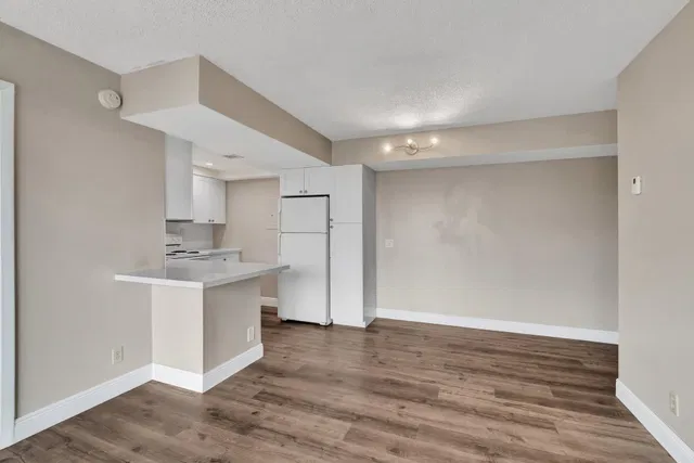  Unit 26 photo 25