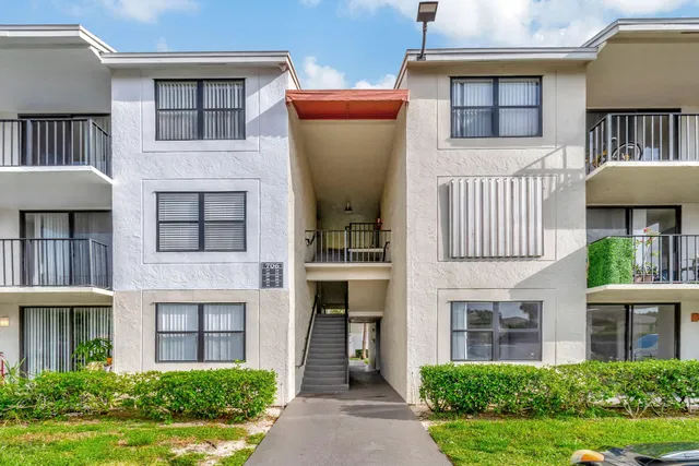  Unit 26 photo 47