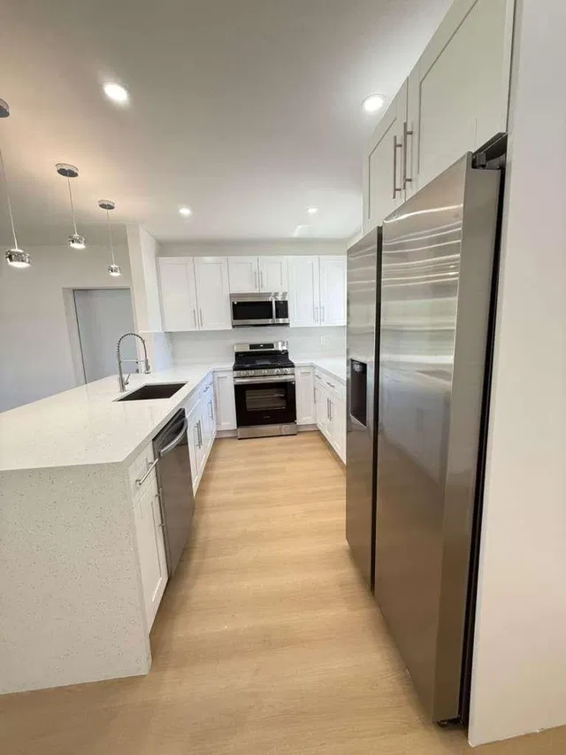  Residence photo 6