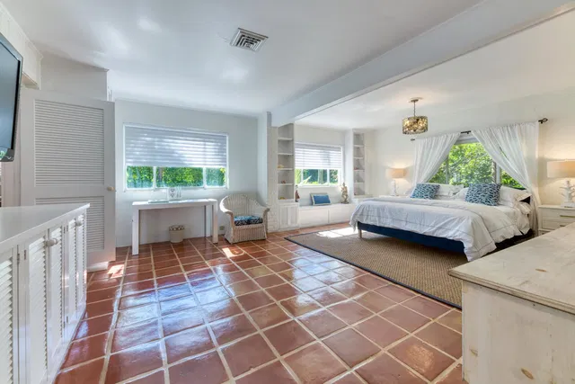 North End Palm Beach Residence photo 11