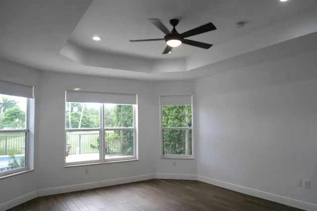 Saturnia Isles Residence photo 11