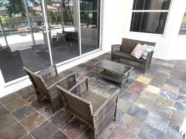 Saturnia Isles Residence photo 18
