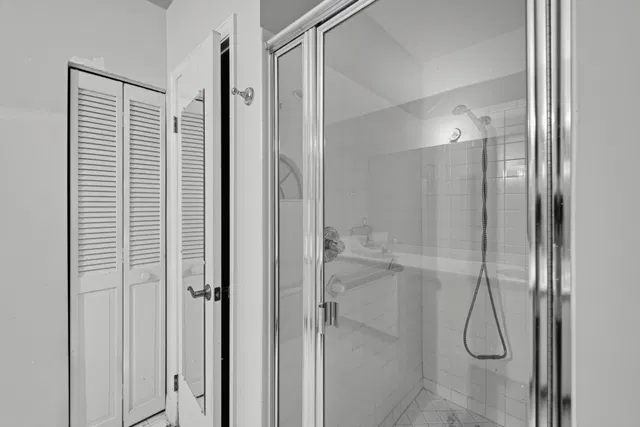  Residence photo 25