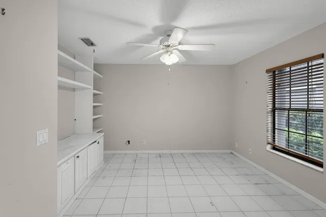  Residence photo 28