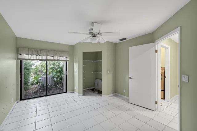  Residence photo 30
