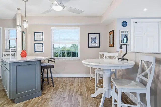  Unit 1403 photo 9