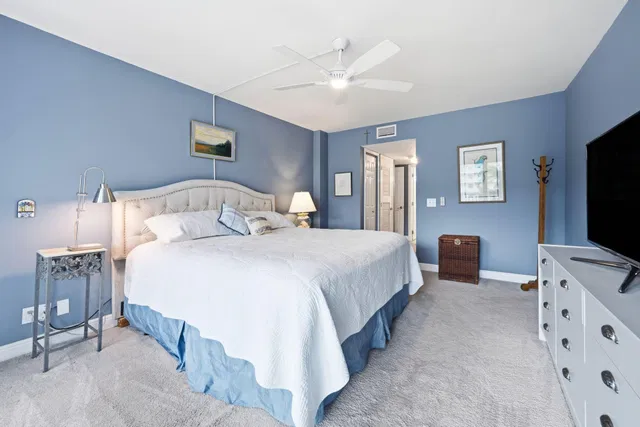  Unit 1403 photo 12