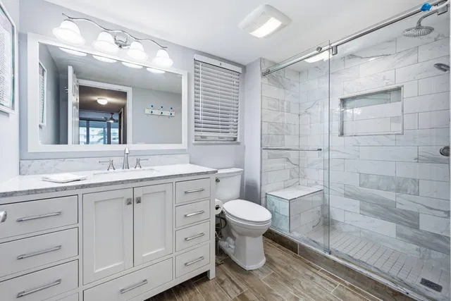 Unit 1403 photo 14