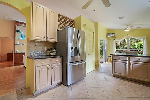  Residence photo 19