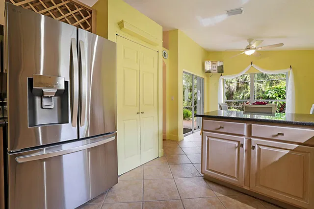  Residence photo 22