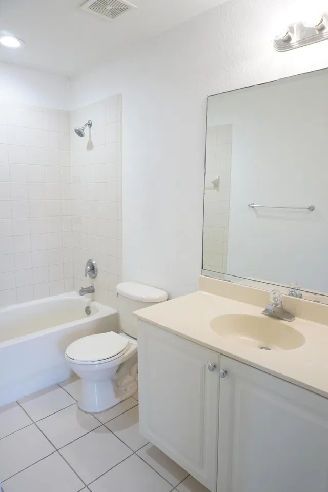 Residence photo 12