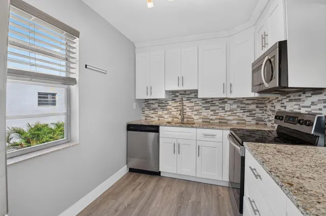  Residence photo 28
