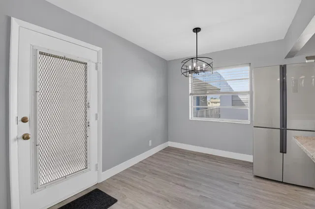  Residence photo 31