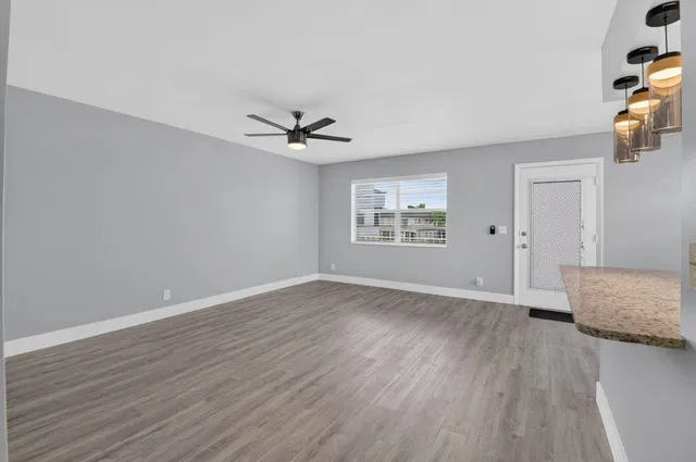  Residence photo 33
