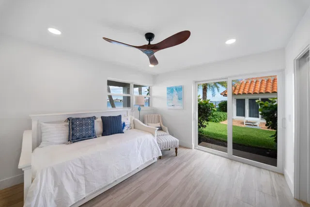  Residence photo 12