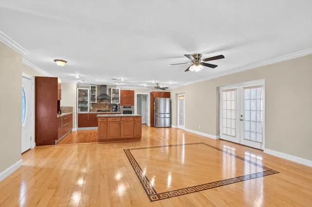  Residence photo 4