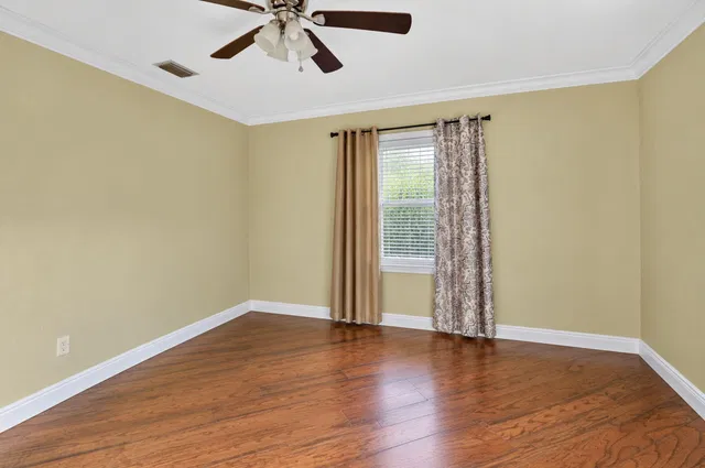  Residence photo 15