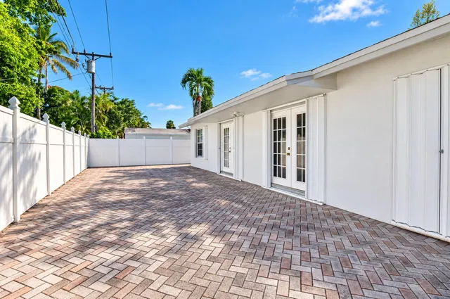  Residence photo 23