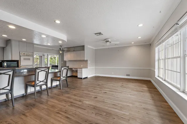  Residence photo 11