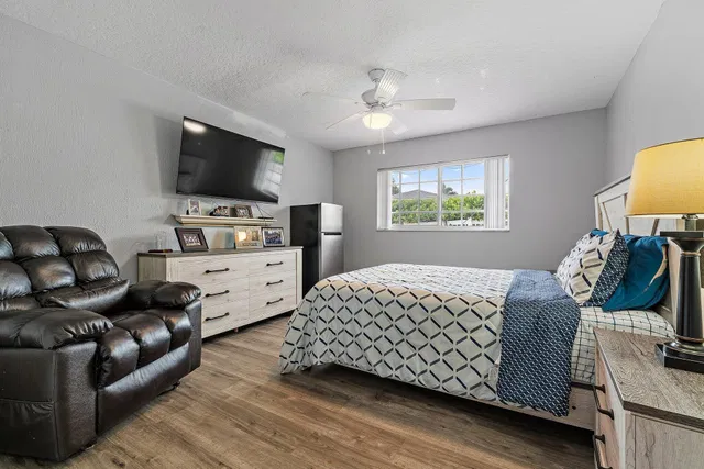  Residence photo 27