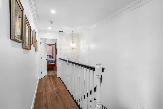  Residence photo 35