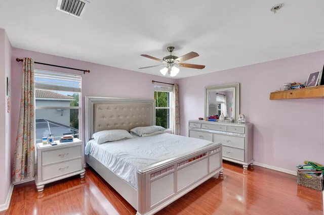  Residence photo 12