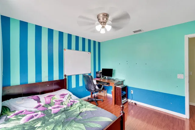  Residence photo 17