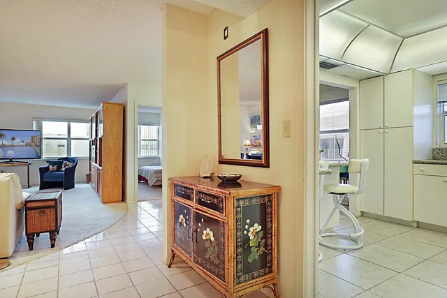 South Palm Beach Unit A506 photo 15