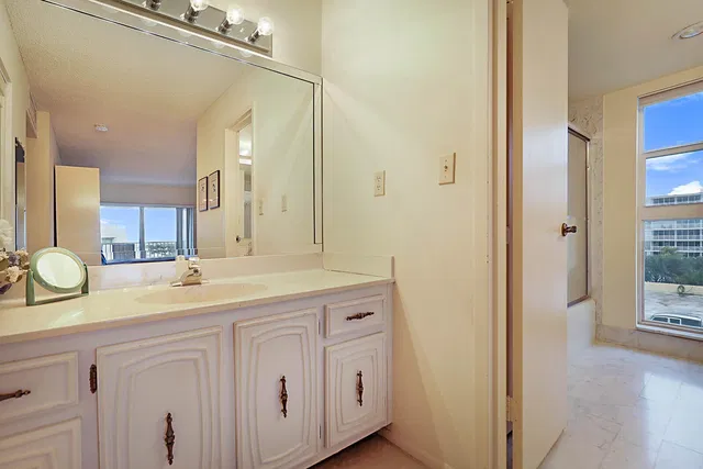 South Palm Beach Unit A506 photo 23