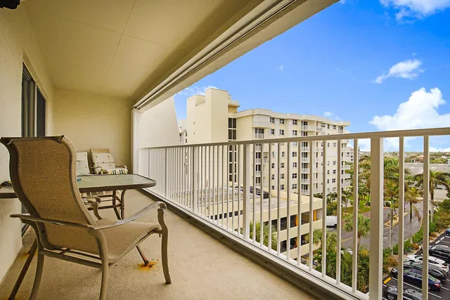 South Palm Beach Unit A506 photo 28