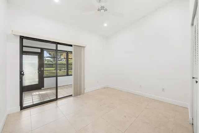  Residence photo 13