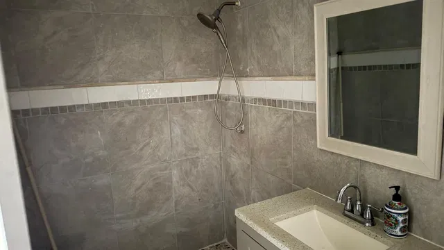 Residence photo 15