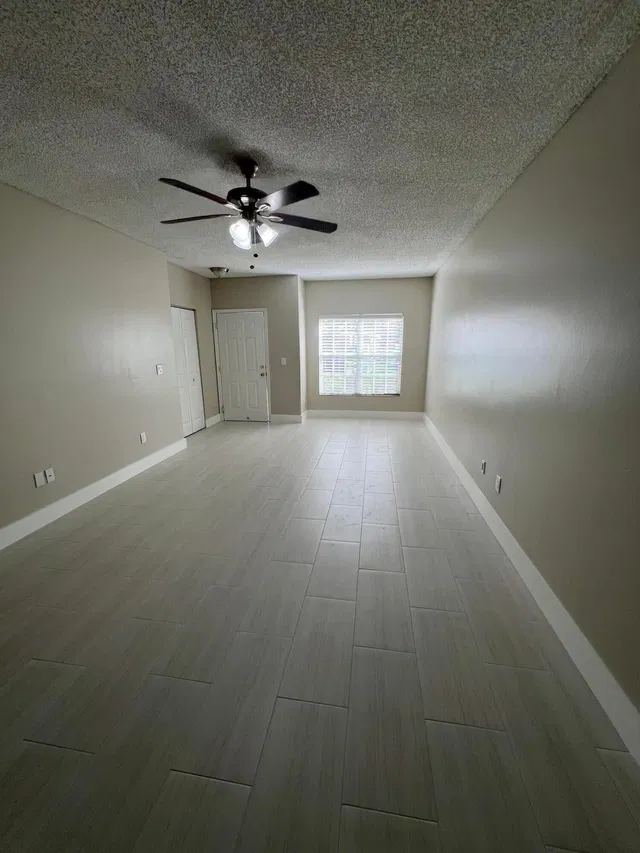  Unit 1504 photo 7