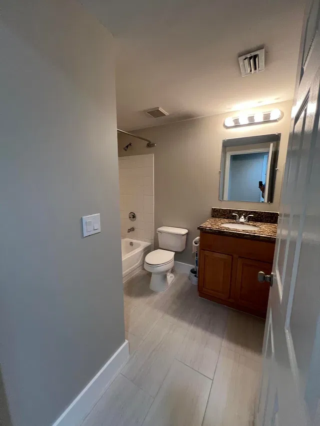  Unit 1504 photo 16