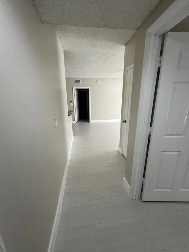  Unit 1504 photo 19
